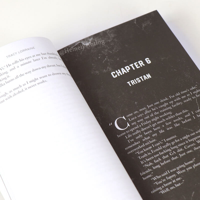 Servicio de impresión de libros de tapa blanda en China. Libro de ficción en rústica con bordes pintados. 7