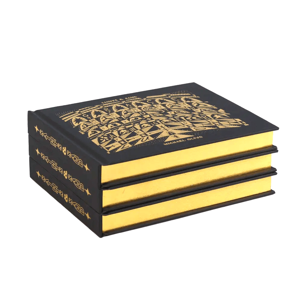 خدمة طباعة الكتب ذات الغلاف المقوى بحواف مطلية حسب الطلب، وختم بالرقائق الذهبية. 2
