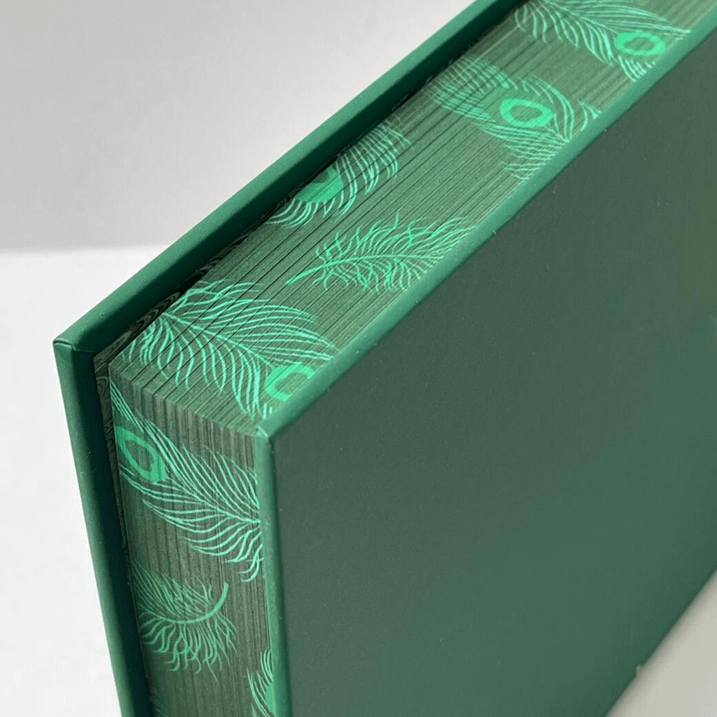 Stampa di libri di lusso con copertina rigida personalizzata e bordi spruzzati, edizione speciale di romanzi. 4