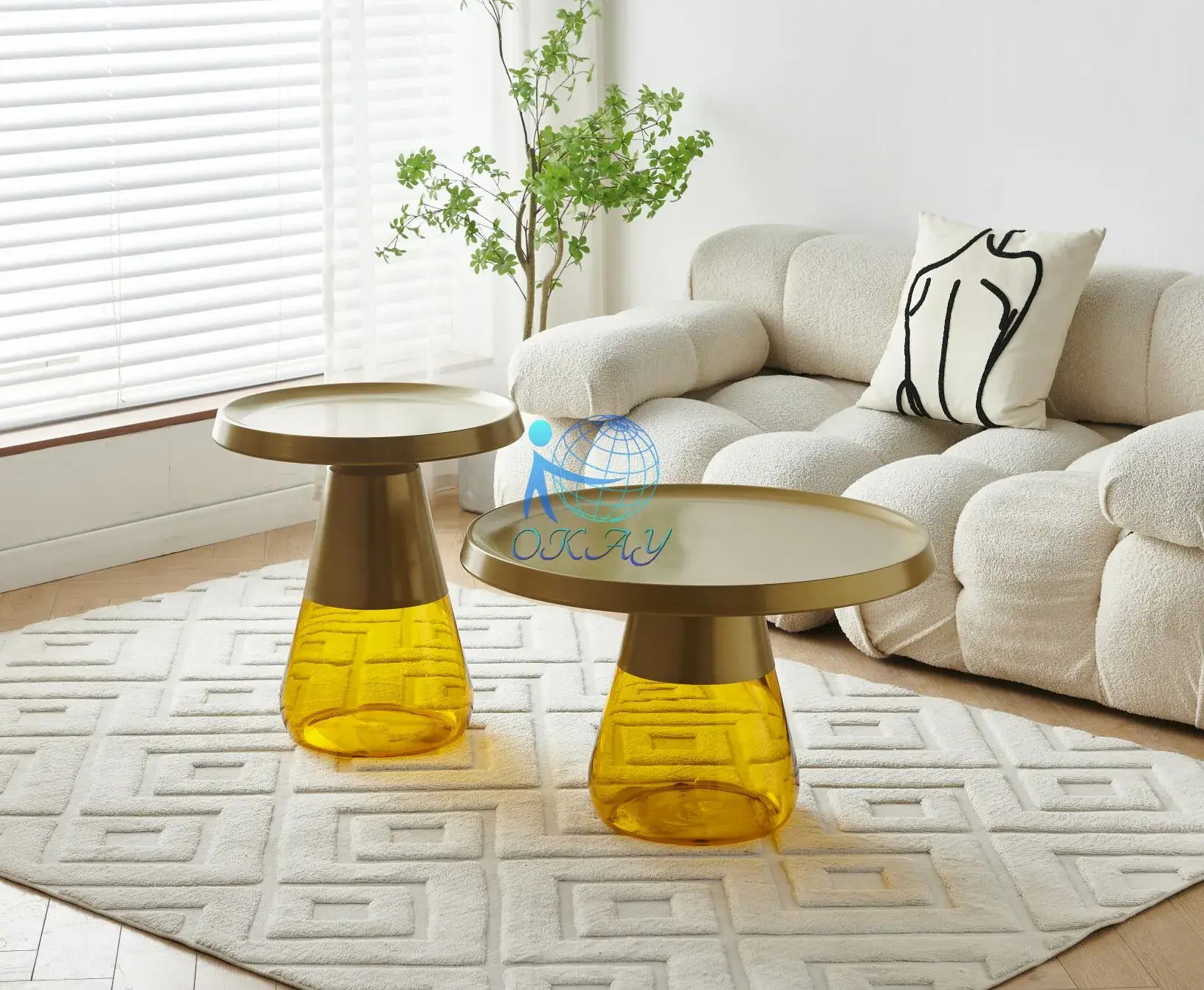 Stylish And Functional: The Timeless Appeal Of A Glass Coffee Table 1