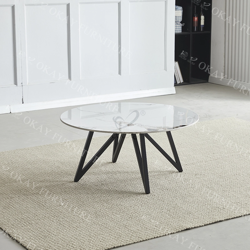 Mesa de centro minimalista con paneles de roca · Solución ideal para espacios comerciales compactos 1