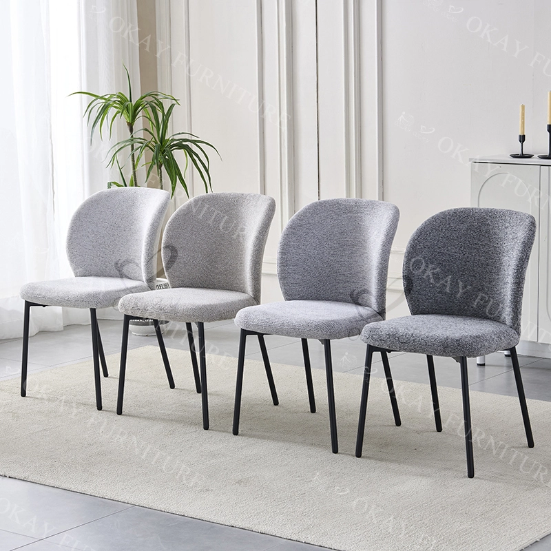 Chaises de salle à manger modernes à dossier incurvé, tissu texturé, pieds évasés en métal noir, plusieurs options de couleurs 1