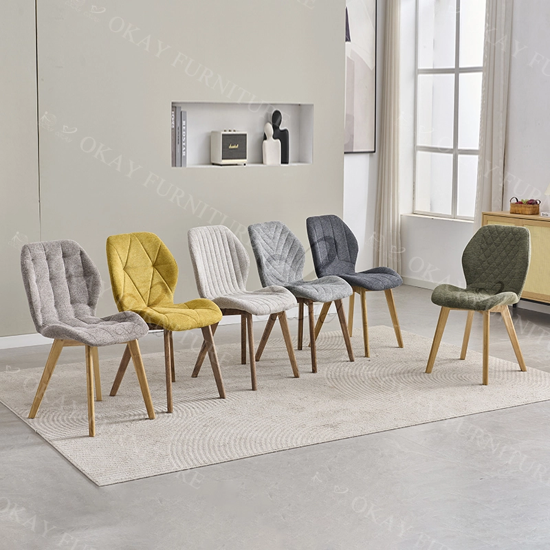 A madeira aconchegante encontra o conforto texturizado: uma celebração da vida natural. 1