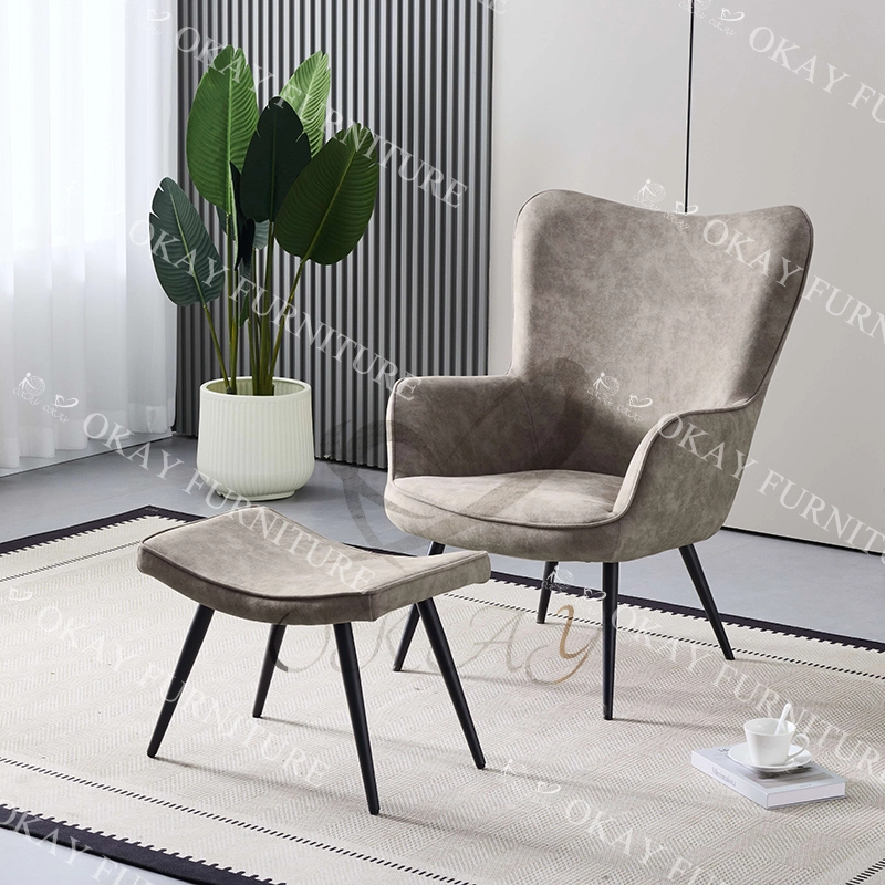 OKAY FURNITURE – Dossier à oreilles + accoudoirs incurvés + pieds fins en métal fuselés, deux versions en tissu — une combinaison élégante de luxe classique et de simplicité nordique. 1