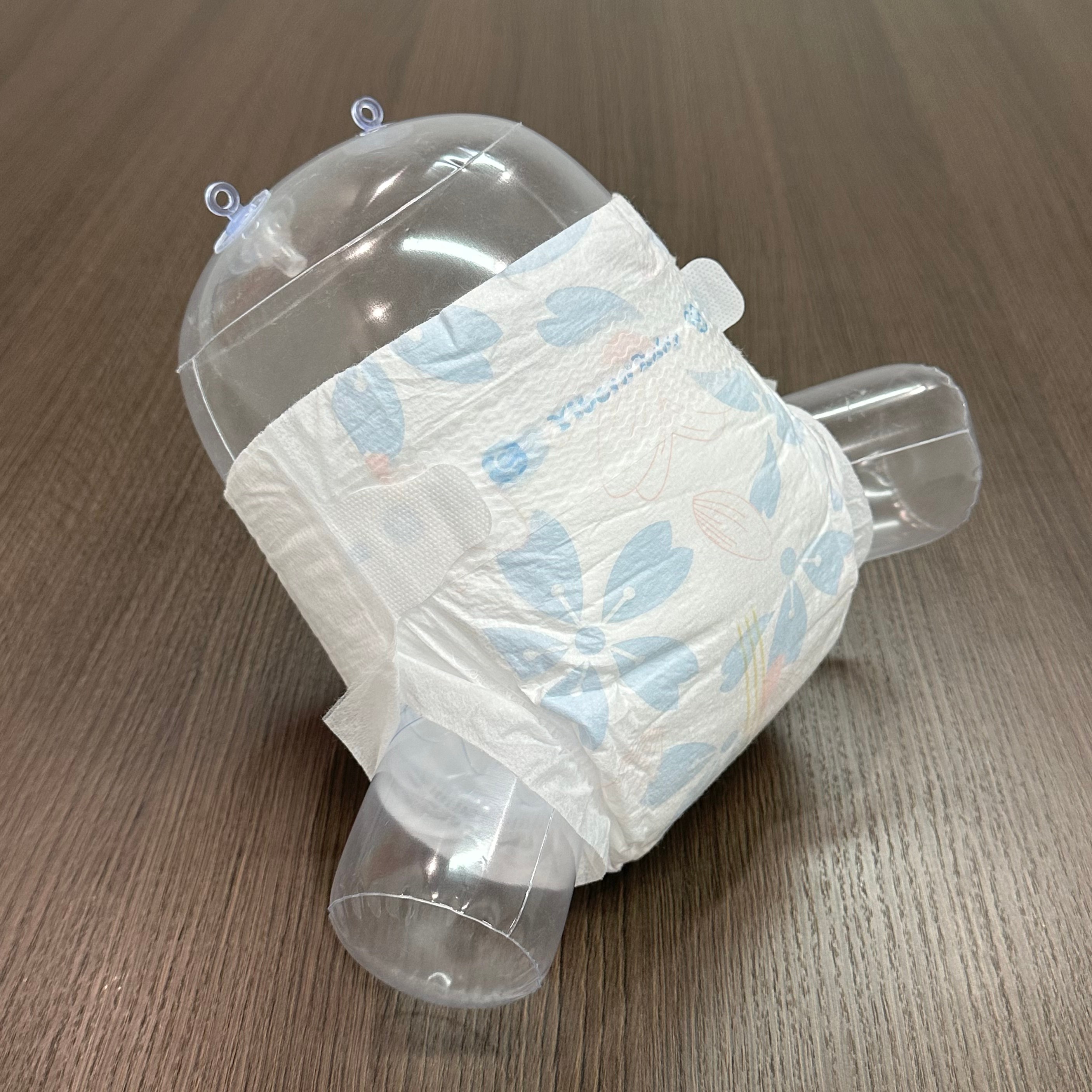 Chinese Grade A Baby Diapers Leakproof Softcare Pretty Baby Girl Boy Diapers Custom Baby Nappies 2