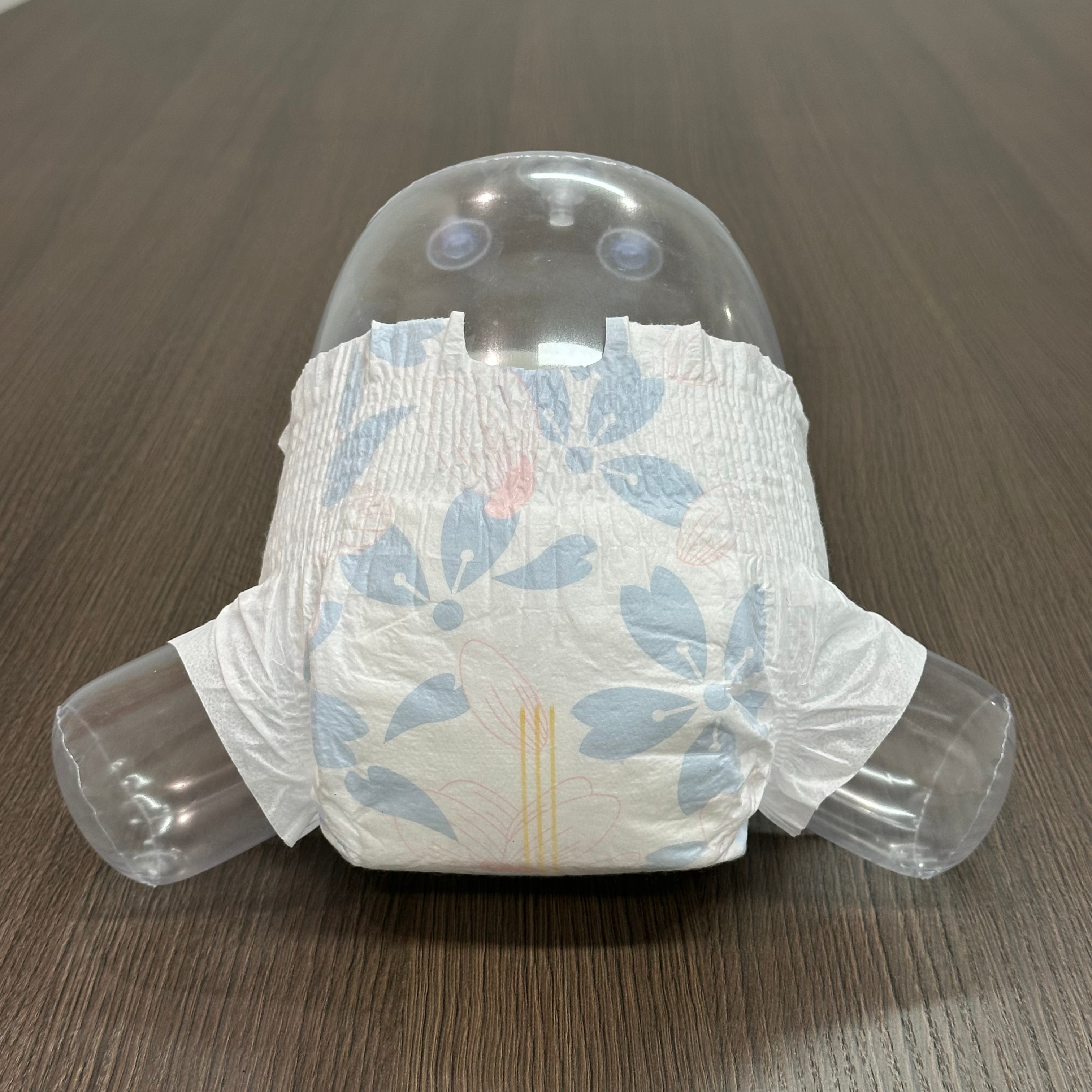 Factory Wholesale New Born Baby Nappies Sleepy Baby Diaper Elastic Waistband Side Tape Flexible Newborn Baby Diapers 2