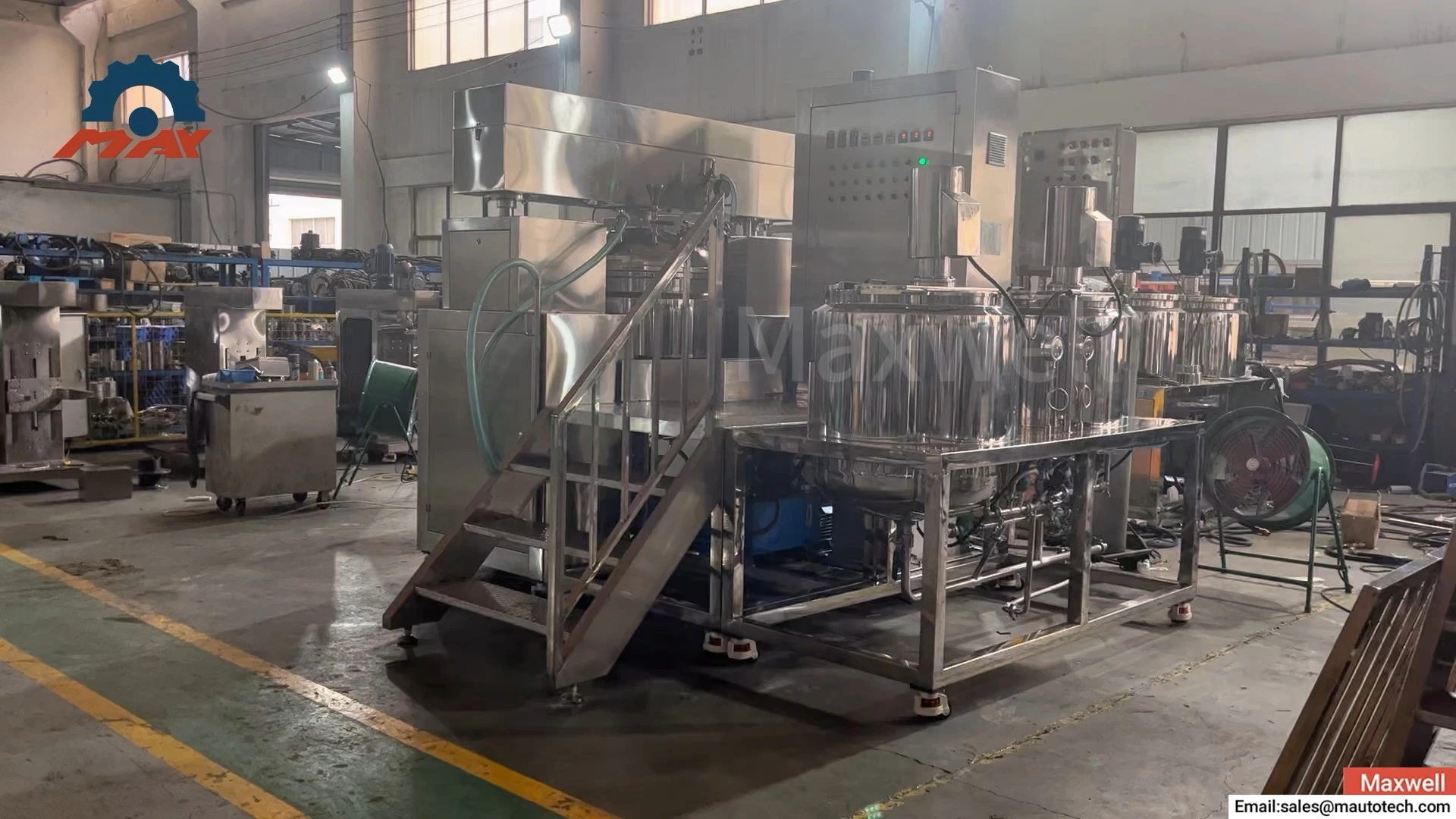 Máy trộn máy trộn chân không 300L có hệ thống nóng 1