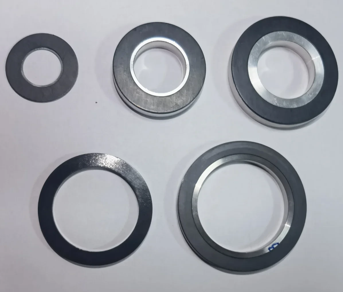 HuanTongcx Custom Magnet Supplier Fe-based Amorphous Encoder Magnet Rings for Robots Custom Magnet Supplierfactory Price 4