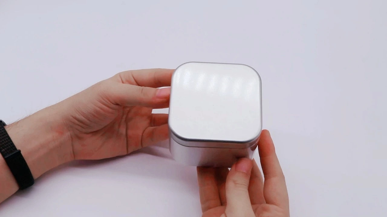 82*82*55 お茶用缶包装 1