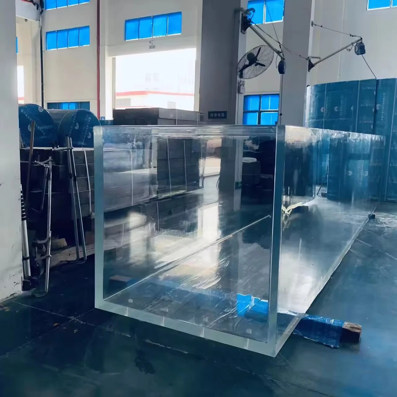 Özelleştirilmiş Akrilik Akvaryumlar Balık Tankı 1