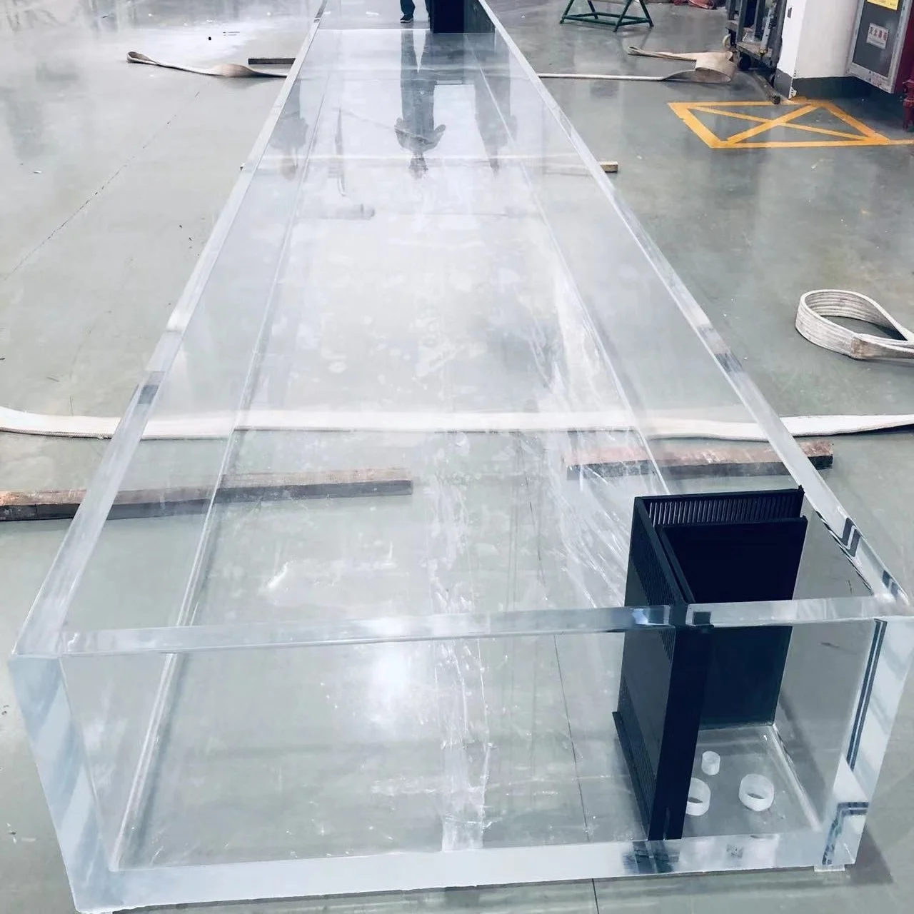 Dự án bể cá thủy tinh acrylic 2025 vuông 6