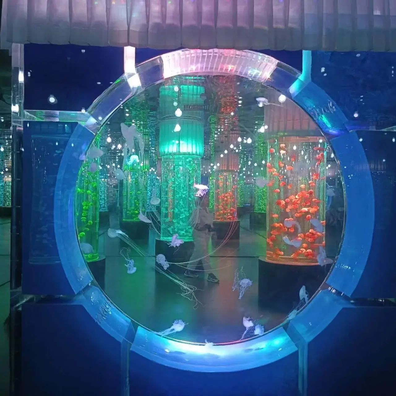 Acrylic Fish Tank Supplier Clear by Xchacrylic 2