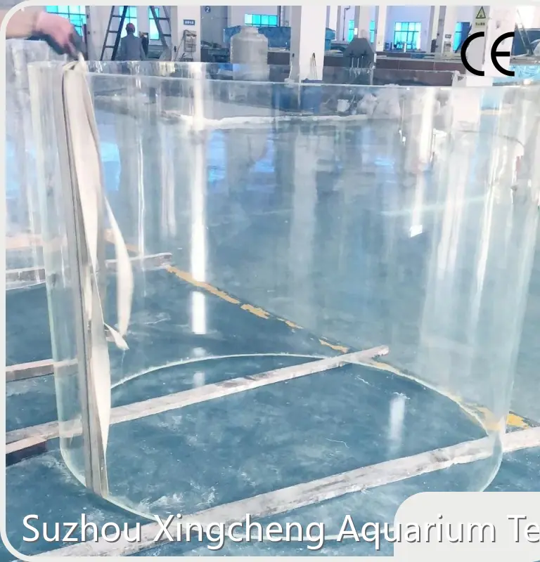 Acrylic Tunnel Fish Tank by Xchacrylic 1