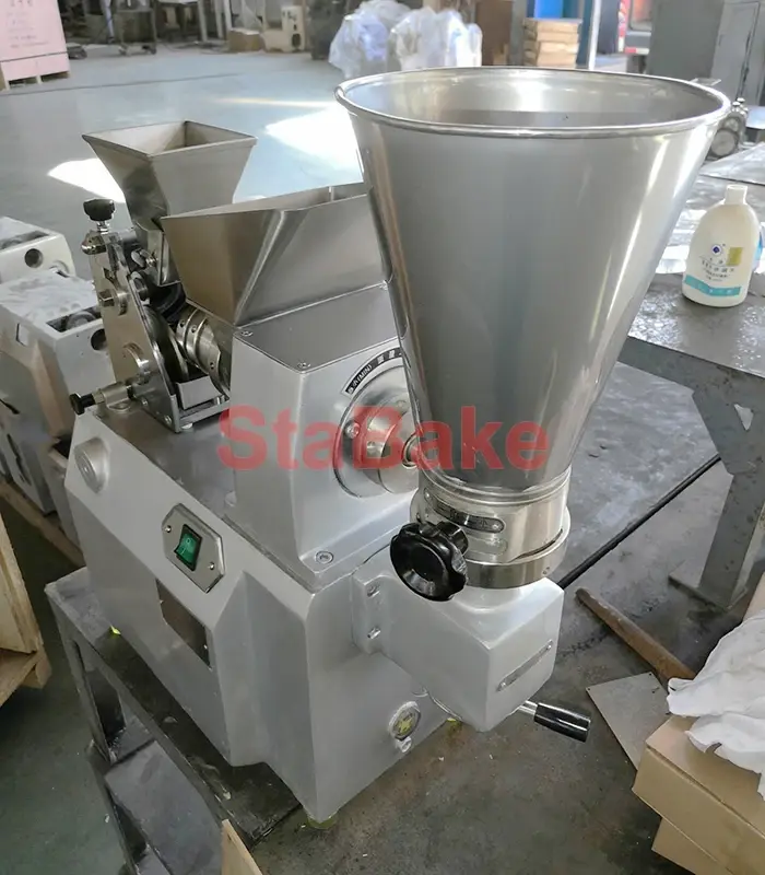 Dumpling Machine for Sale 0.55kw Samosa Dumpling Empanada Makingfactory Price 6