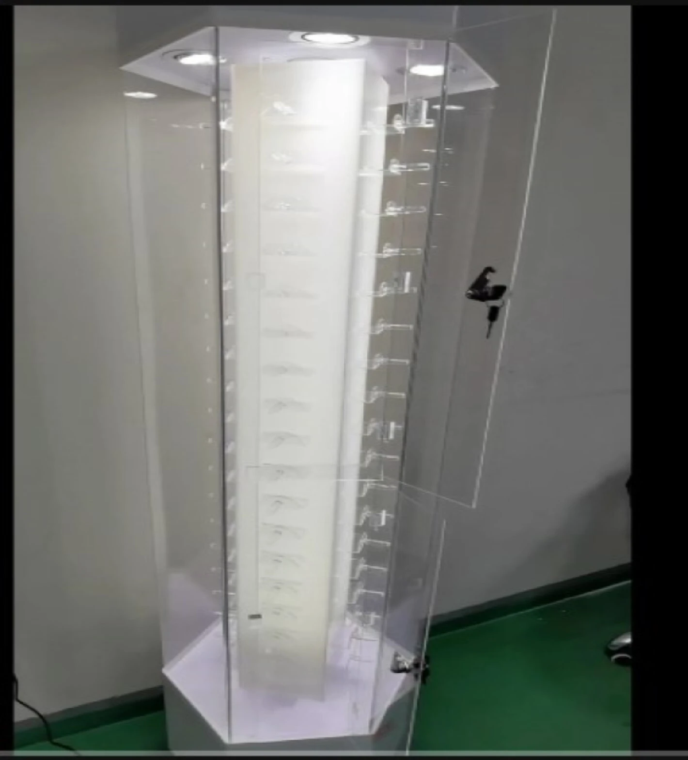 Sunglass showcase display rack Stand display  360 rotation glass display  display 1