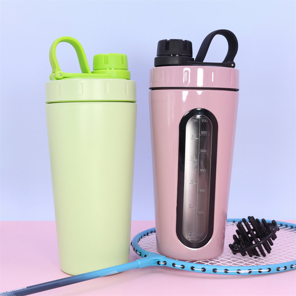 Shaker da 700 ml in acciaio inox con sfera miscelatrice - Shaker per proteine ​​a prova di perdite per allenamenti in palestra 2