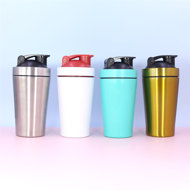 Shaker per proteine ​​in acciaio inox da 500 ml | Shaker da palestra in metallo SS304 a doppia parete con coperchio in PP per miscelare proteine ​​in polvere 1