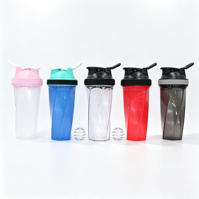 Nuovo shaker per proteine ​​geometrico da 700 ml all'ingrosso | Shaker da palestra in Tritan e PP con sfera miscelatrice in acciaio inossidabile 3