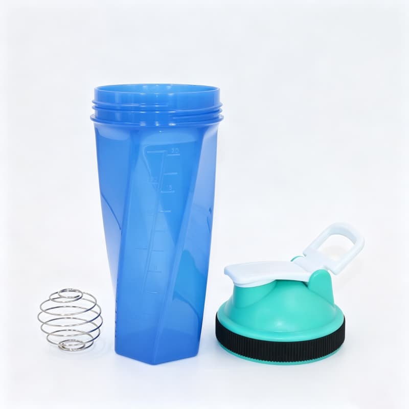 Nuovo shaker per proteine ​​geometrico da 700 ml all'ingrosso | Shaker da palestra in Tritan e PP con sfera miscelatrice in acciaio inossidabile 10