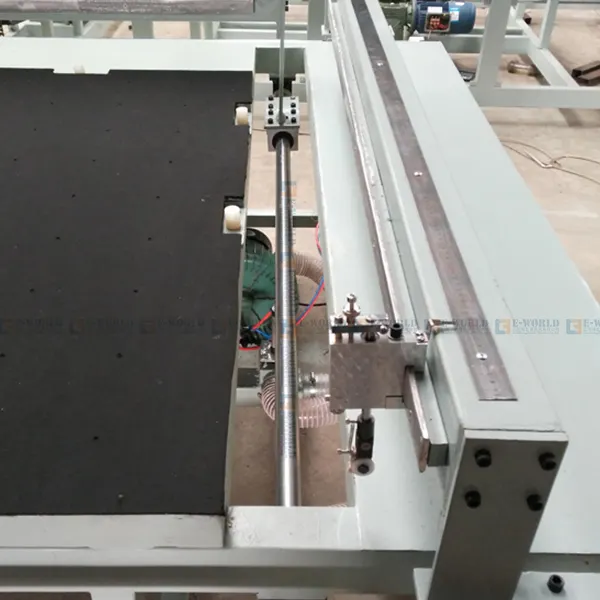 Eworld Automatic Glass Cutting Table Glass Cutting Factory 5