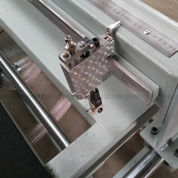Eworld Automatic Glass Cutting Table Glass Cutting Factory 4