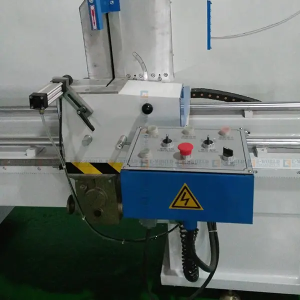 Latest Aluminium Window Lock Cutting Machine 4