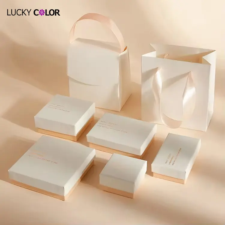 Customized Wholesale Gift Box Cost 3