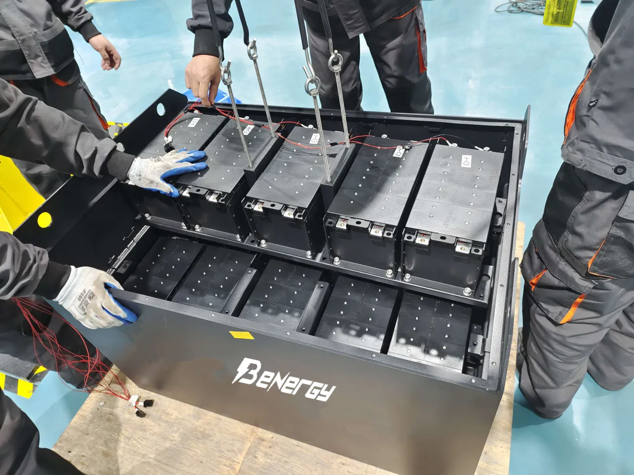 Lithium Battery Packs 150A (Adjustable) by Benergy 4