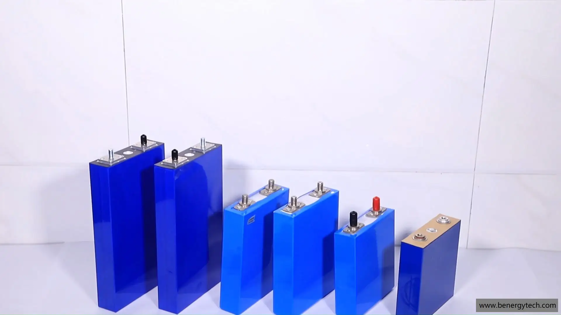 OEM lithium ion batteries High Power Lifepo4 Batteries 3.2V 10AH for EV Power Tools 1