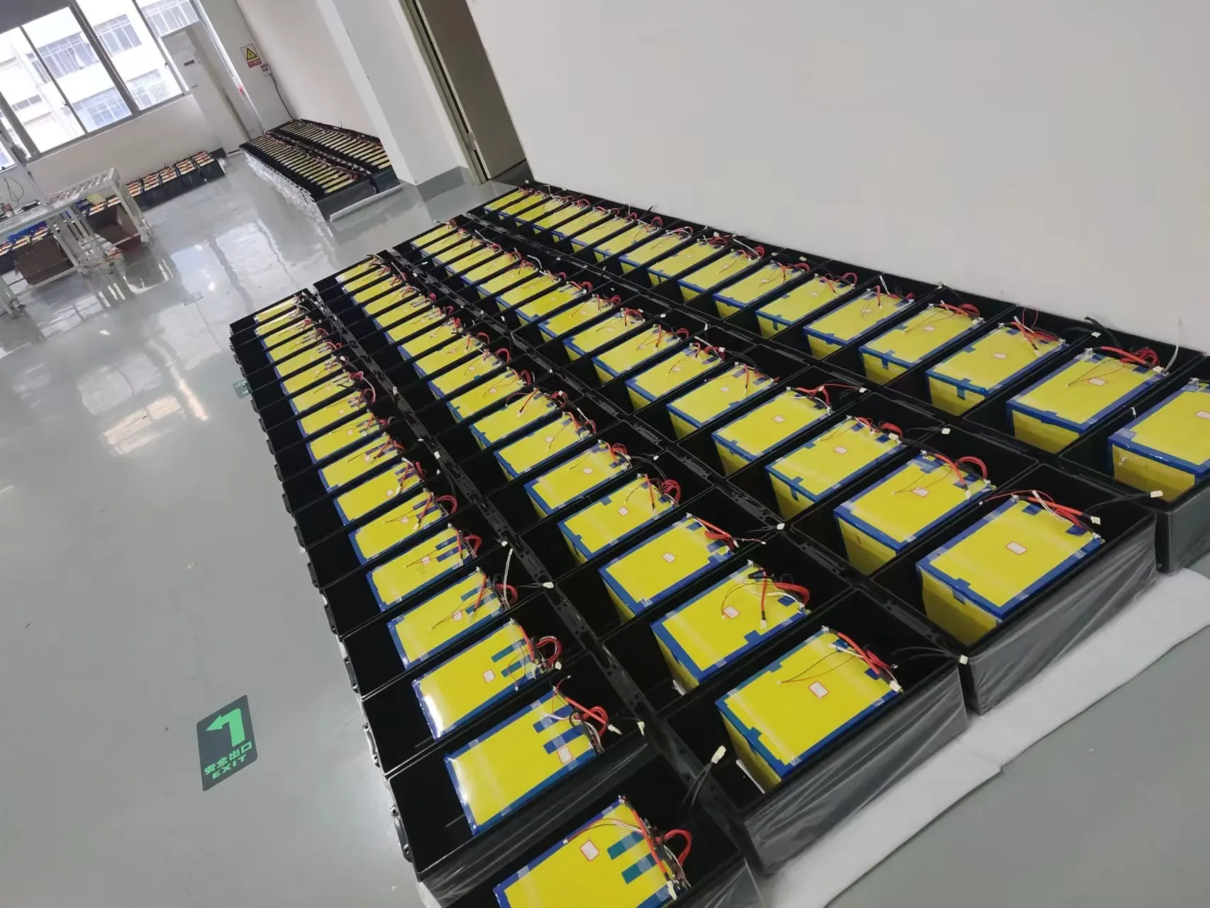 Células de bateria de lítio 74,95 libras da Benergy 4