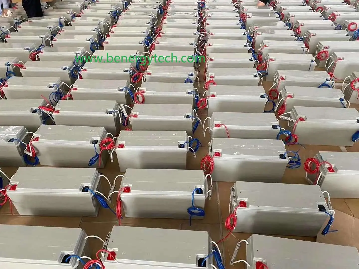 150ah Lithium Battery 19.02*6.69*9.45“ - - Benergy 4