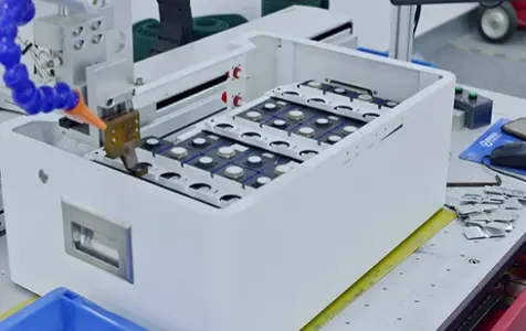 Bateria de lítio 12v 200AH da Benergy 4