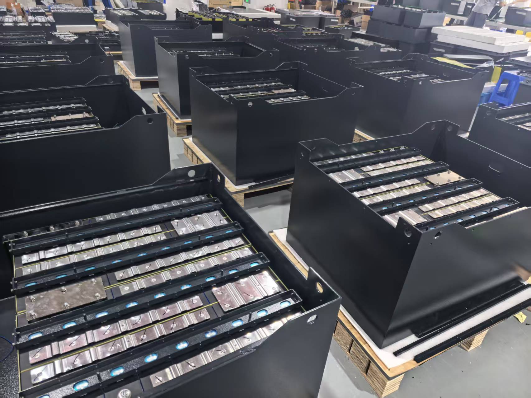 HELI CPD15 Compatible 48V 500Ah LiFePO4 Forklift Battery Pack – 5-Year Warranty & Maintenance-Free 5