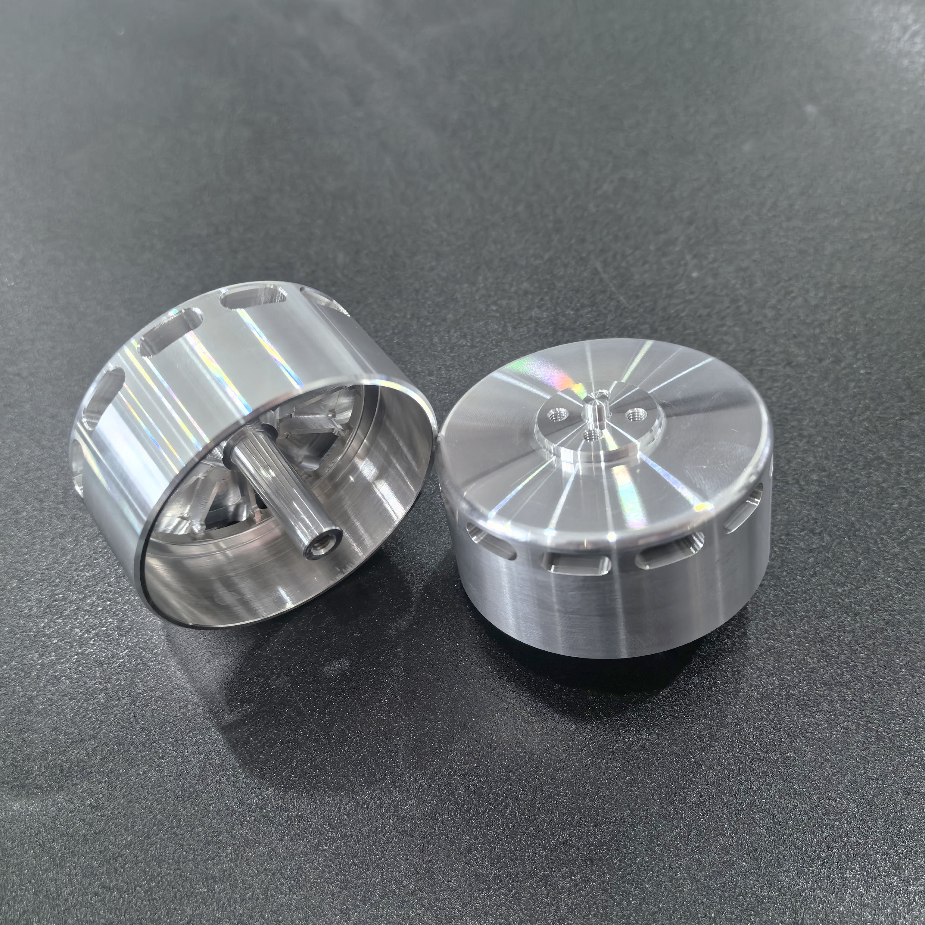 Servicios de mecanizado CNC: piezas de precisión de aluminio con pulido de espejo para la industria 2