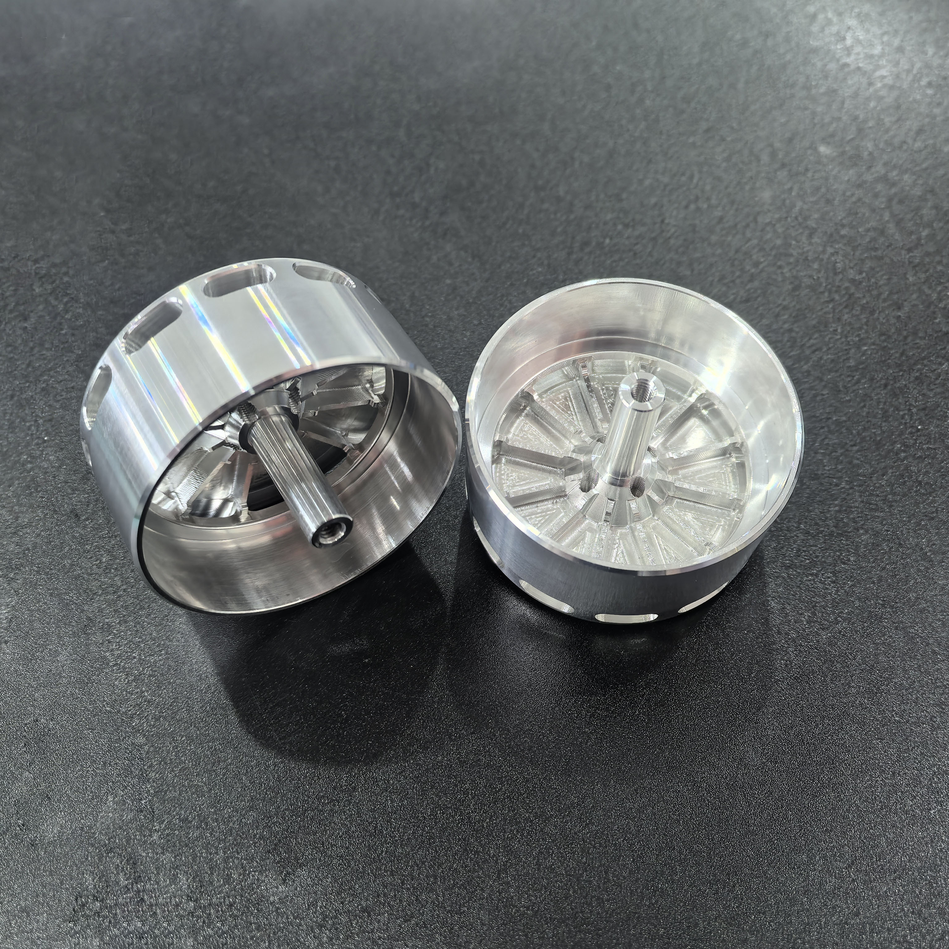 Servicios de mecanizado CNC: piezas de precisión de aluminio con pulido de espejo para la industria 3