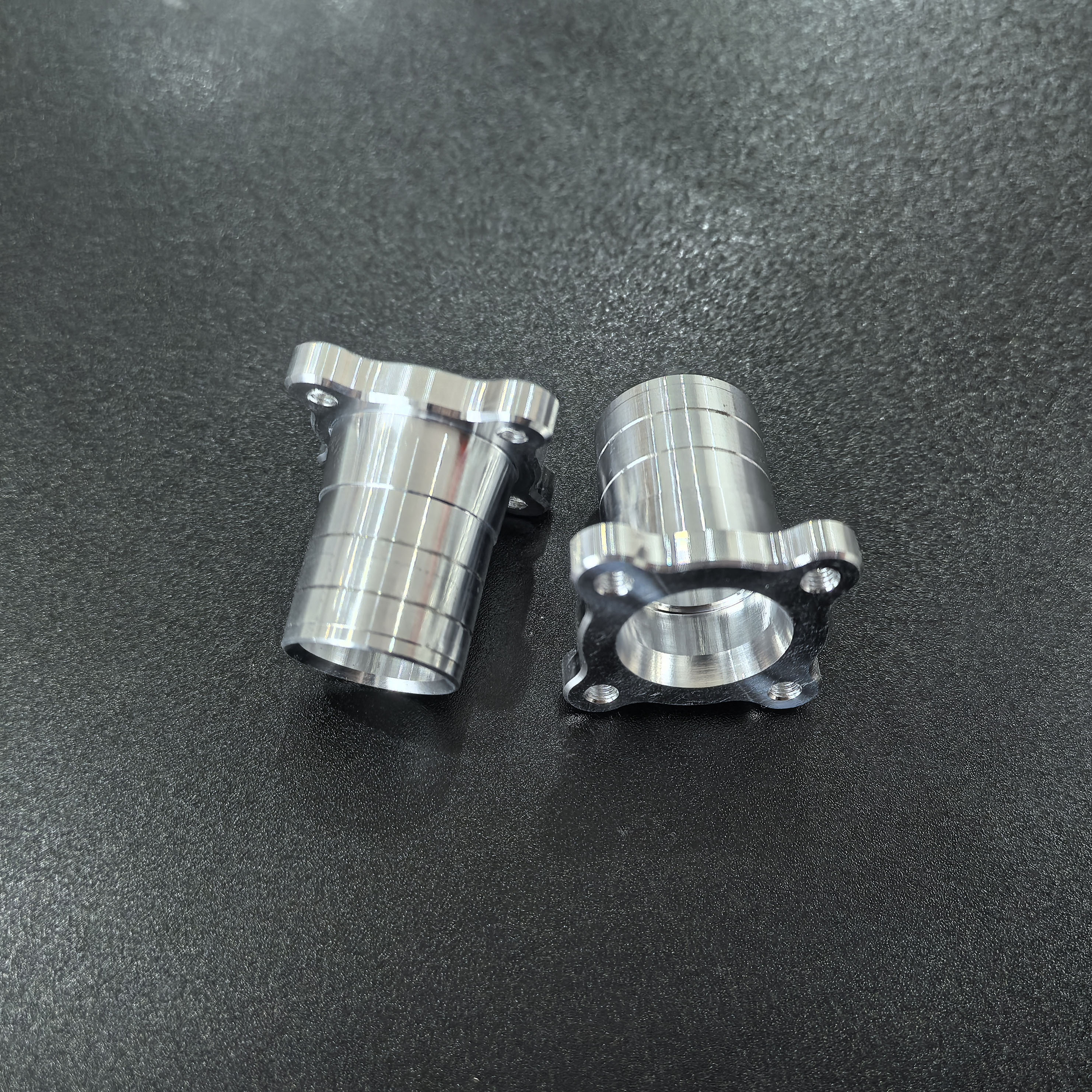 Polished Premium Aluminum: Achieved via CNC Machining for Precision Engineering 3