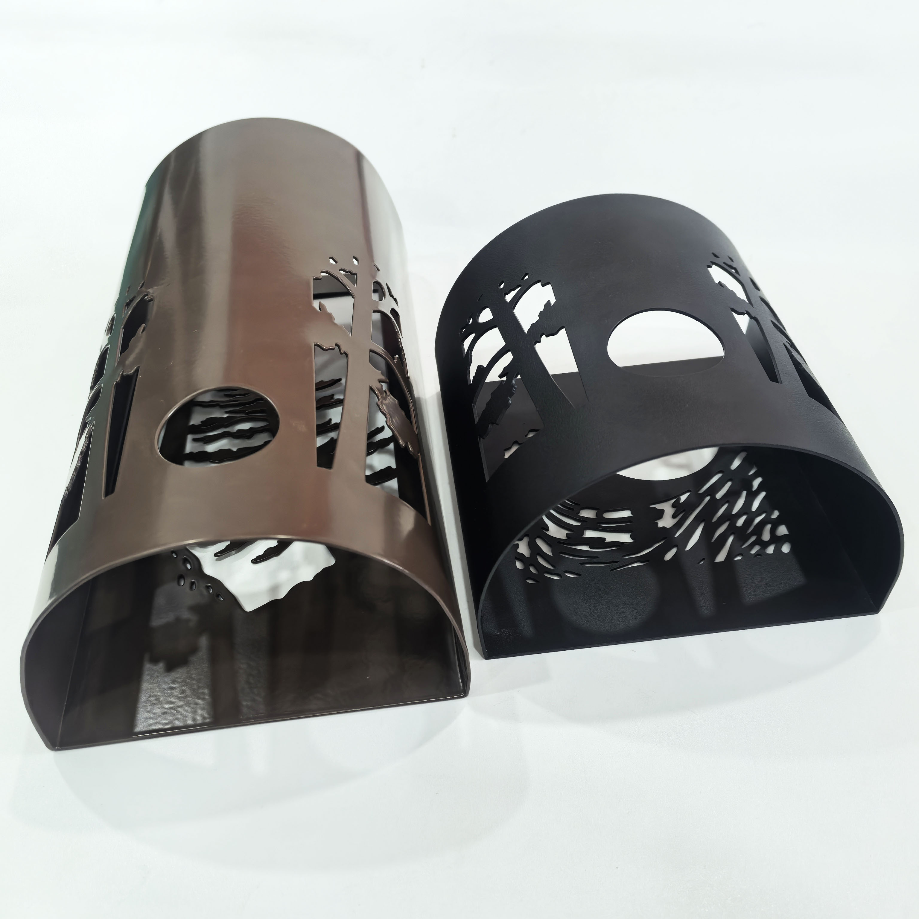Carcasa metálica personalizada para luz nocturna: servicio de fabricación de chapa metálica con corte láser 3
