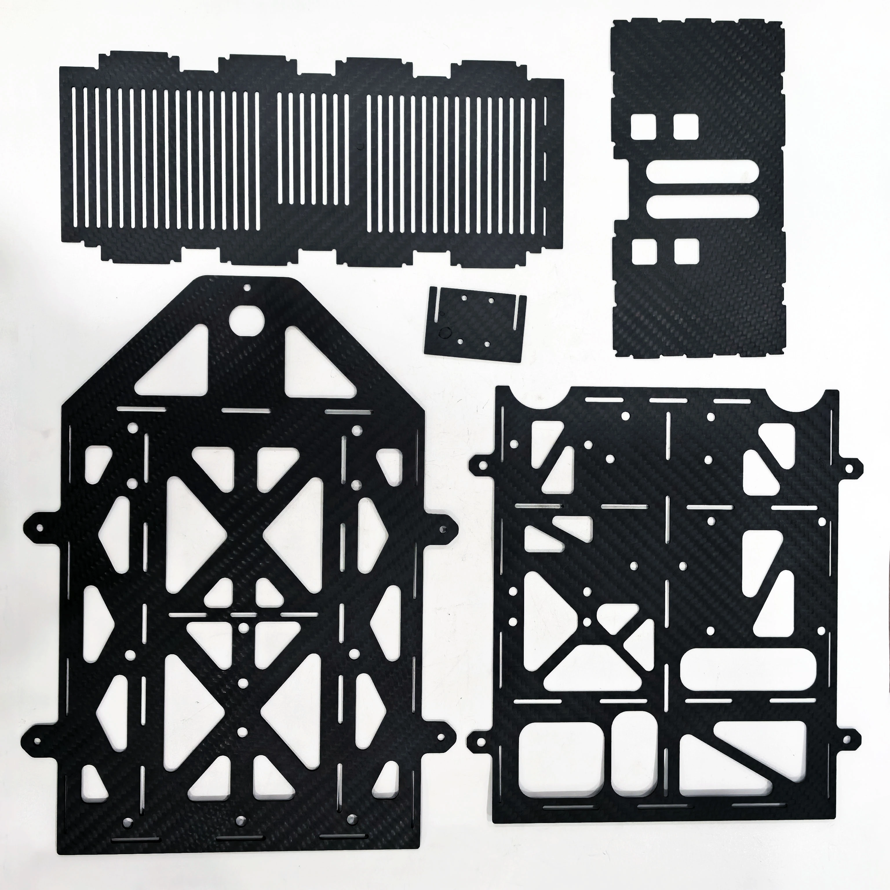 精密 CNC 加工されたカーボンファイバー製ドローン翼フレーム