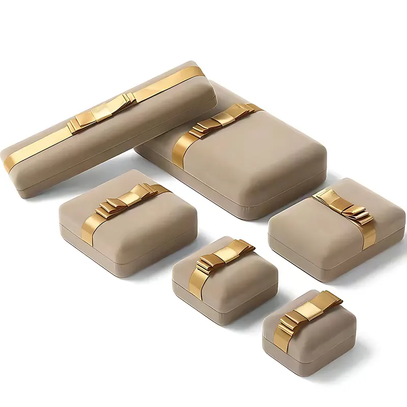 Custom Paper Box Manufacturers by Topping 3