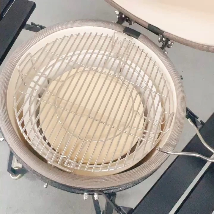 Pinza per griglia per barbecue in acciaio inossidabile MCD, strumento per accessori per barbecue Kamado antiruggine con manico in legno 1