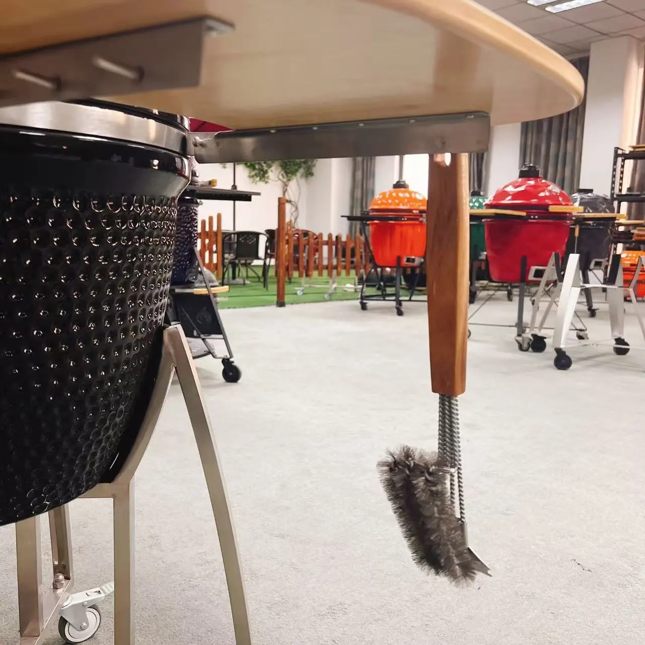 Специальная щетка для чистки керамического гриля Kamado из нержавеющей стали, профессиональный производитель MCD 1