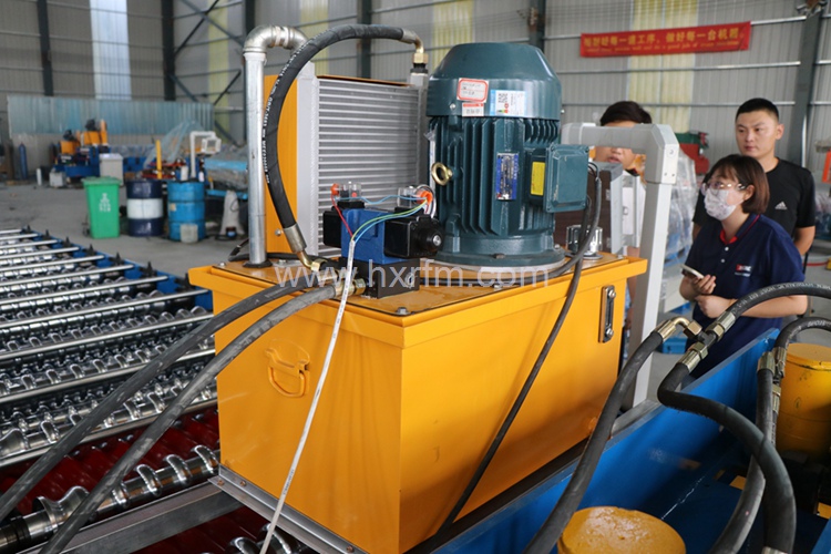 Corrugated Steel Wall Panel Making Machine | HAIXING