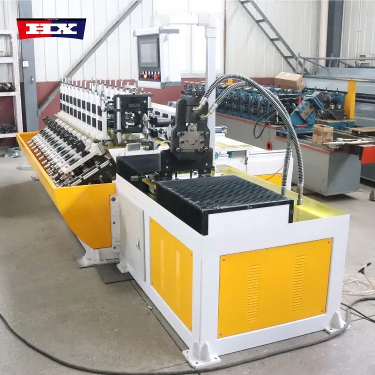 Máquina convertible tres en uno para pernos de acero en venta 1