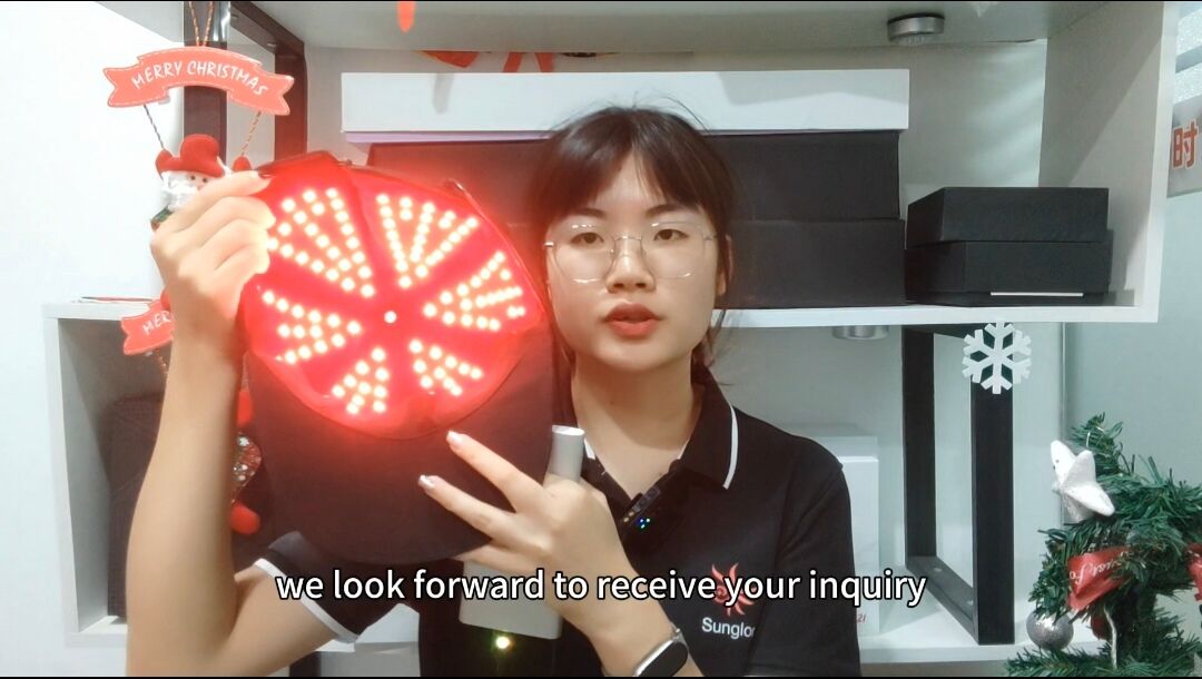 Tuotekuvaus: Red Light Therapy Cap (660nm 850nm 940nm)