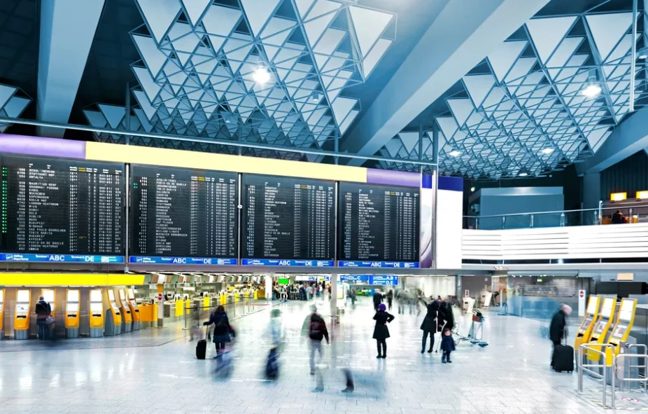 routing digital information kiosk company in airport 2