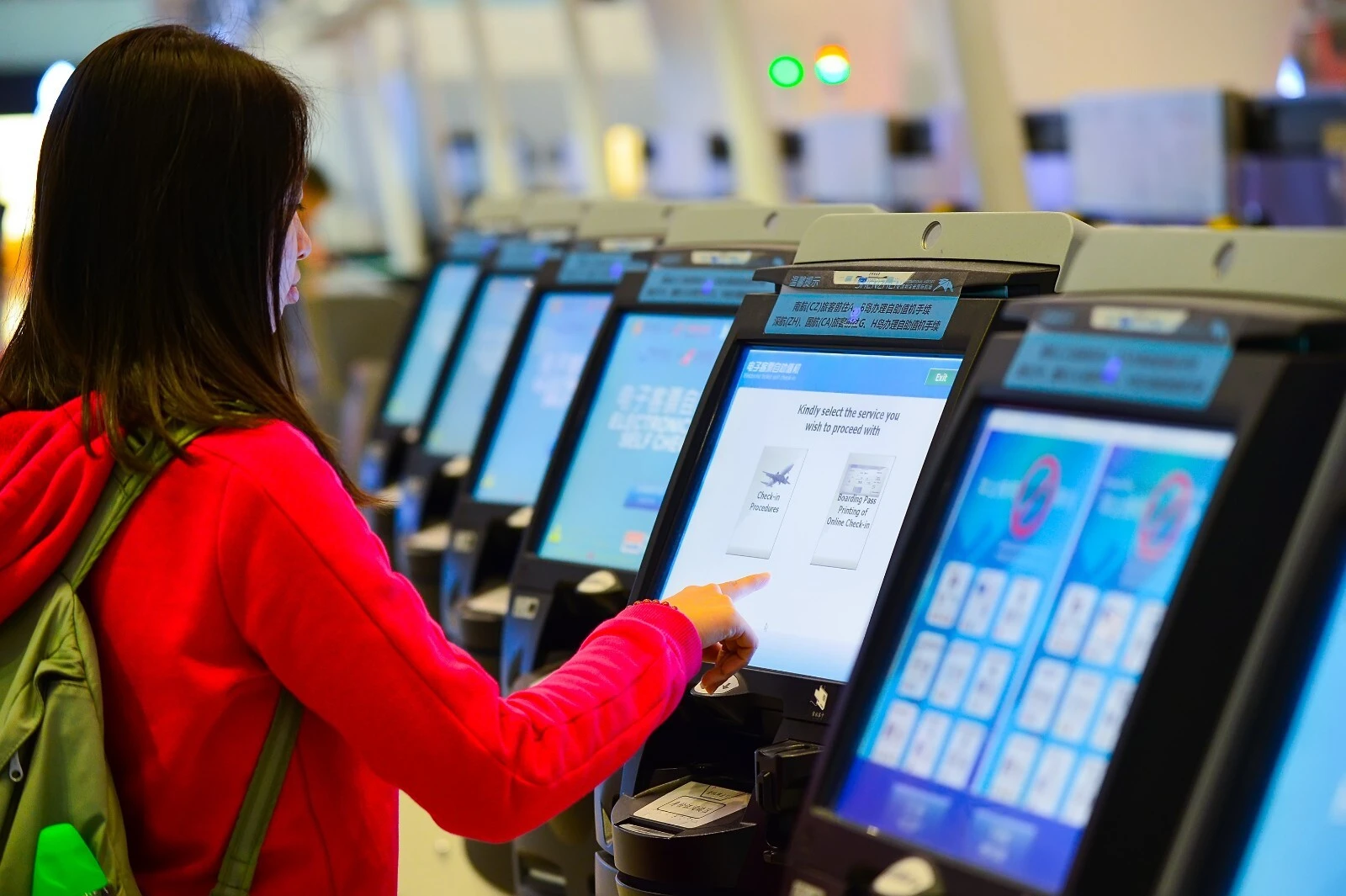 routing digital information kiosk company in airport 3