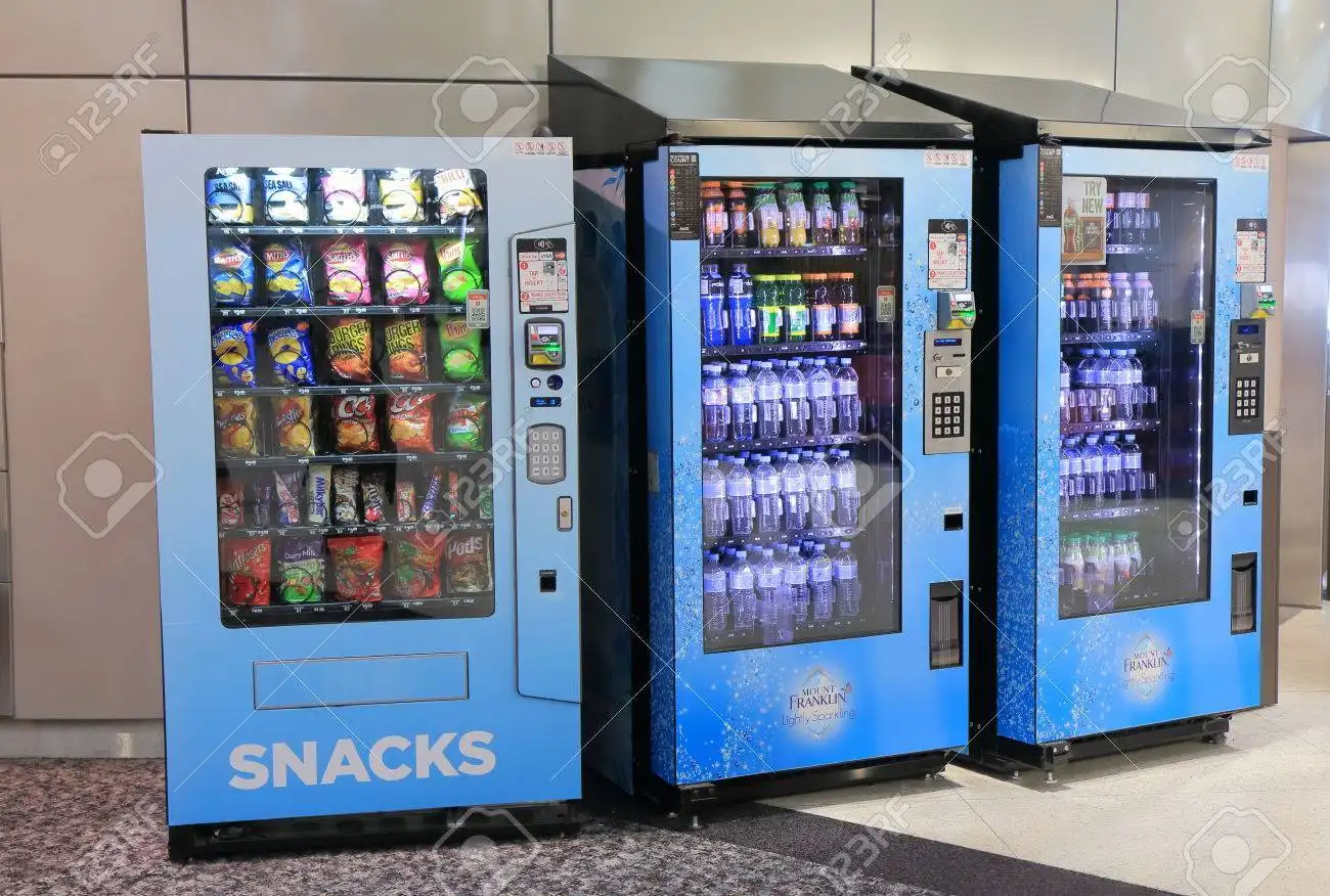 top automated vending machine with barcode scanner for supermarket 5