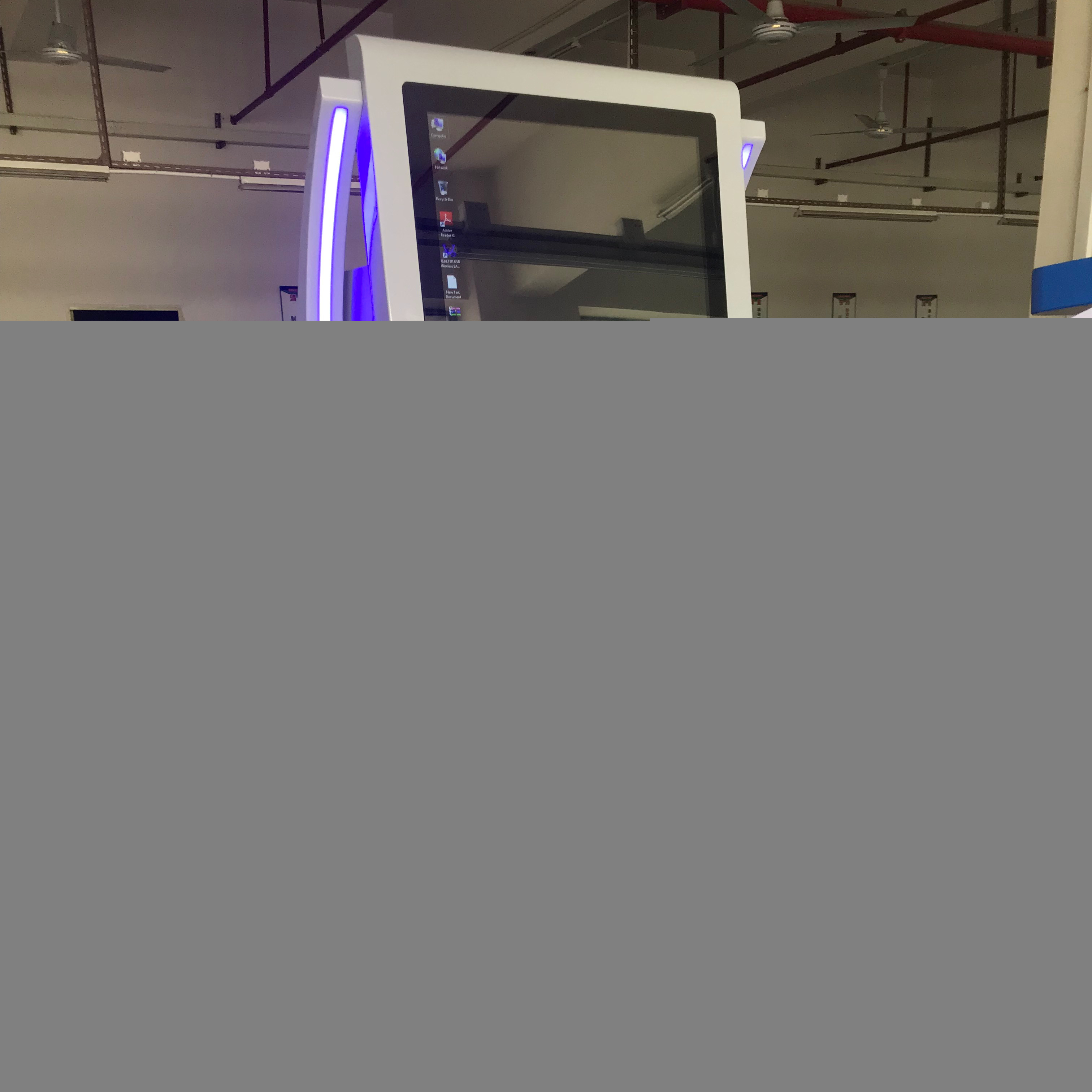 Floor Standing Touch Screen Self Service Top Up Kiosk With Cash in and Cash out 1