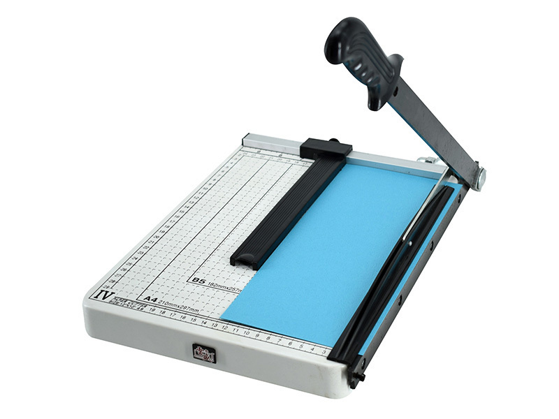 How to use document Cutter safely?  3
