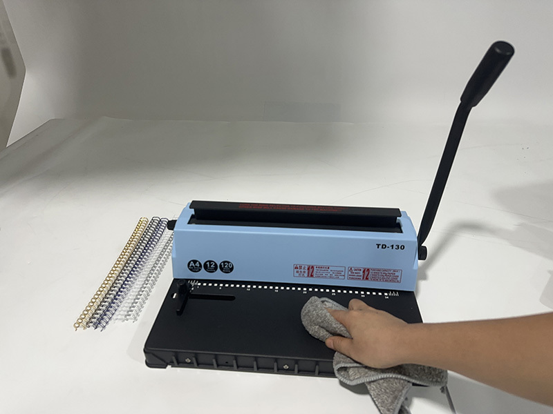 How to extend the service life of your binding machine? 1